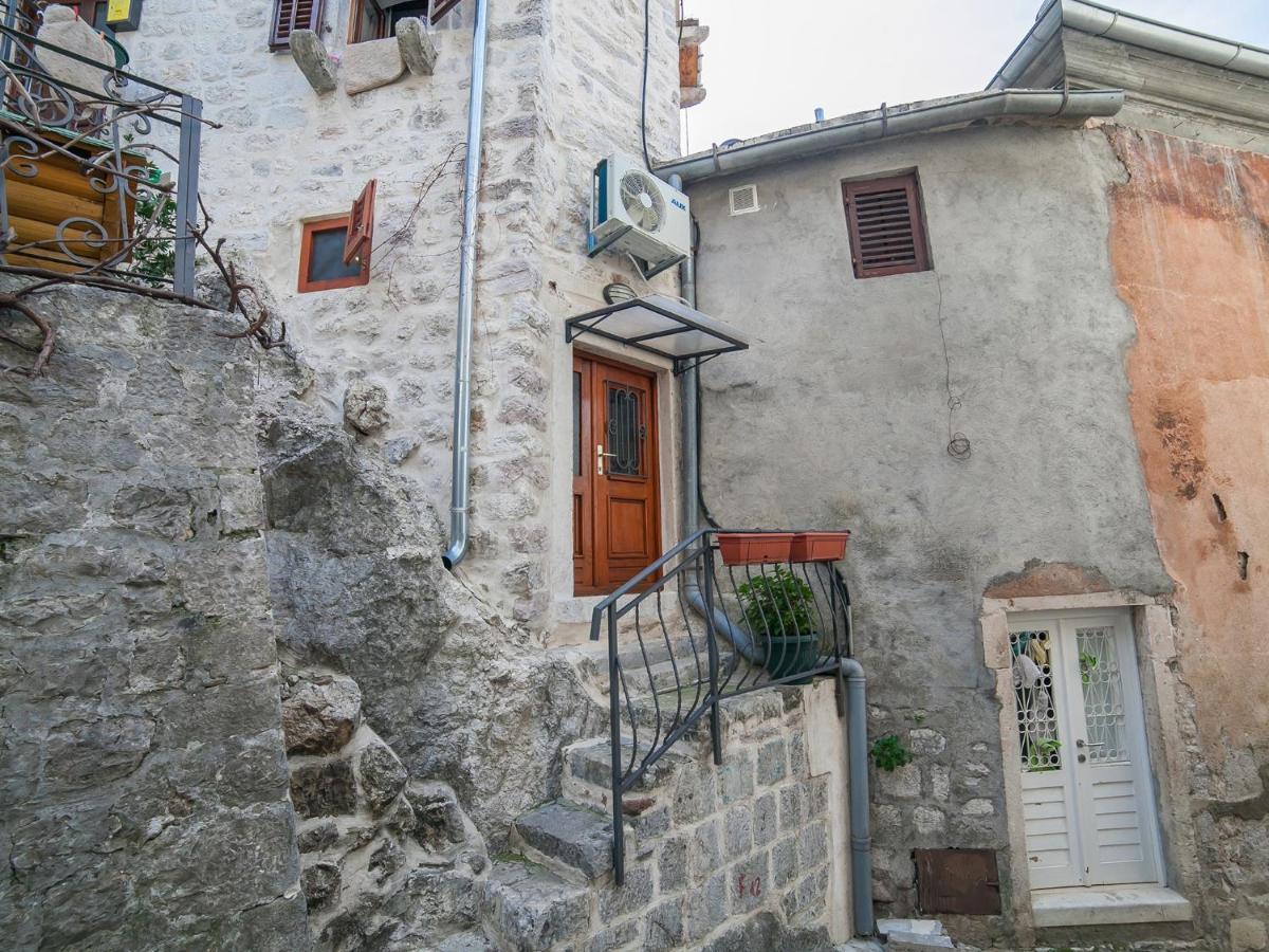 Appartement Alexandra Kotor